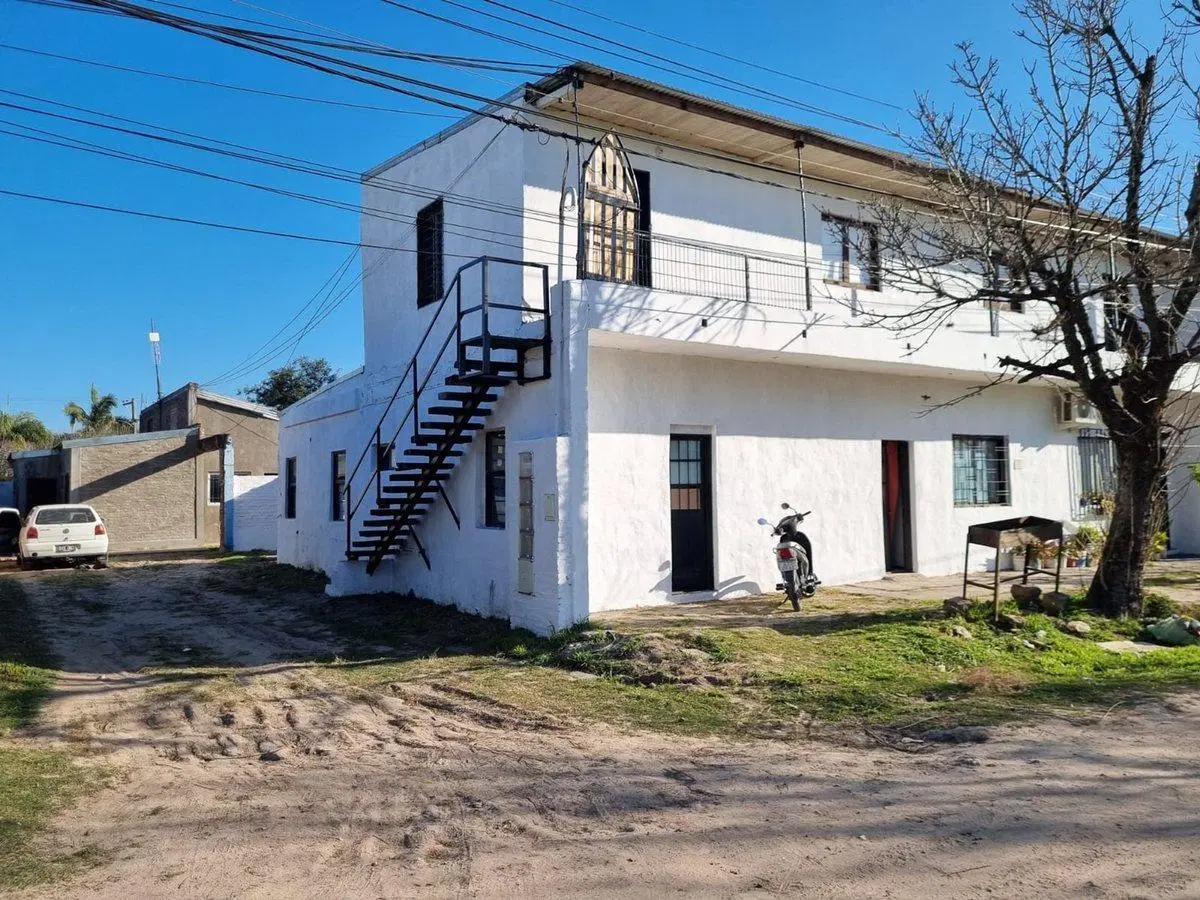 COMPLEJO DE 12 DEPARTAMENTOS EN VENTA 3