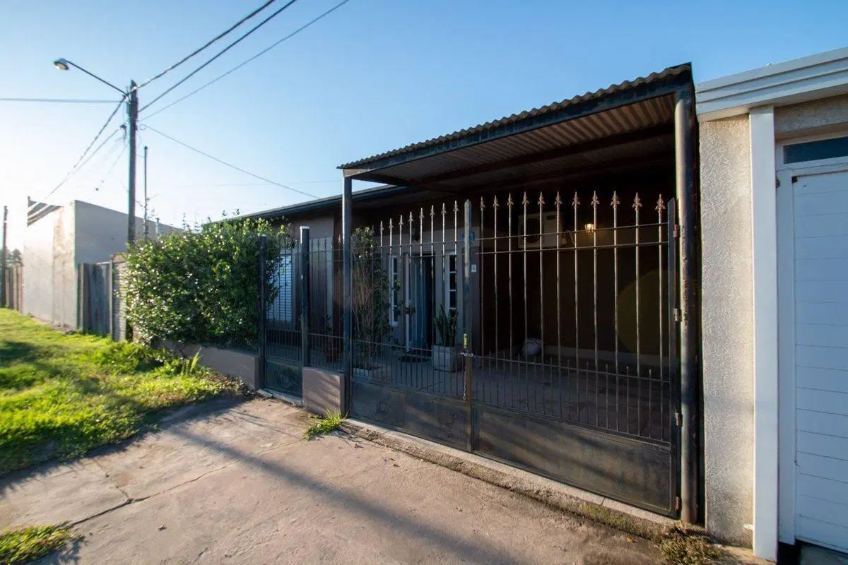 Se vende casa en B° Martelossi Reconquista 3