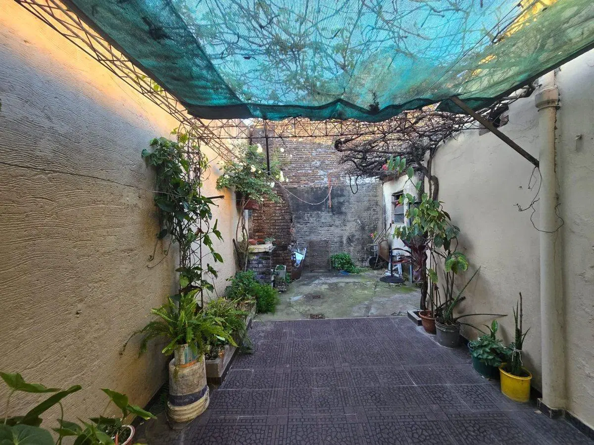 Se vende Propiedad en esquina 4