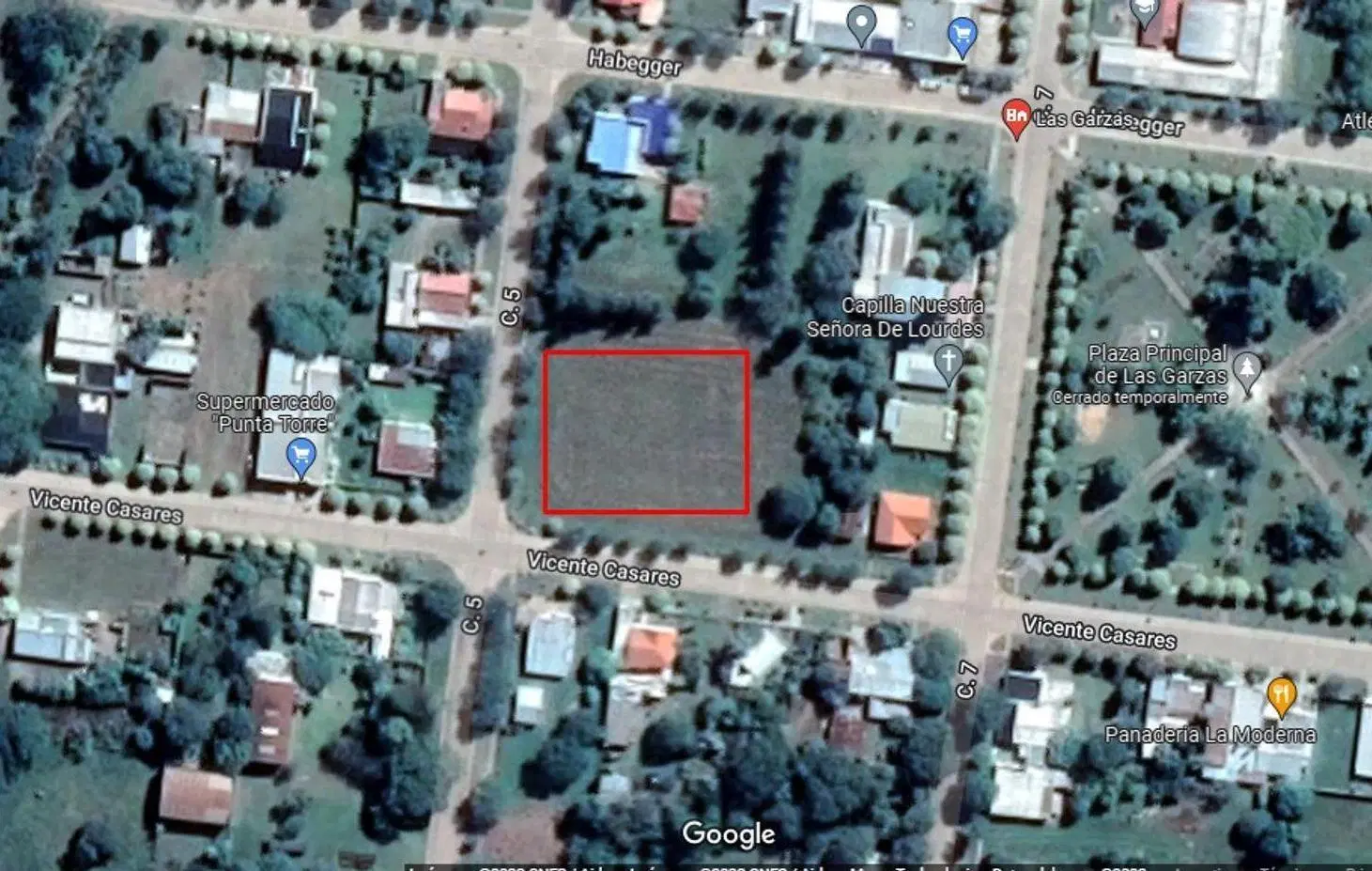 Se VENDE terreno en el centro de Las Garzas 2