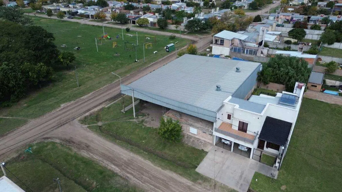 Se vende GALPON semiabierto Barrio Martelossi 5