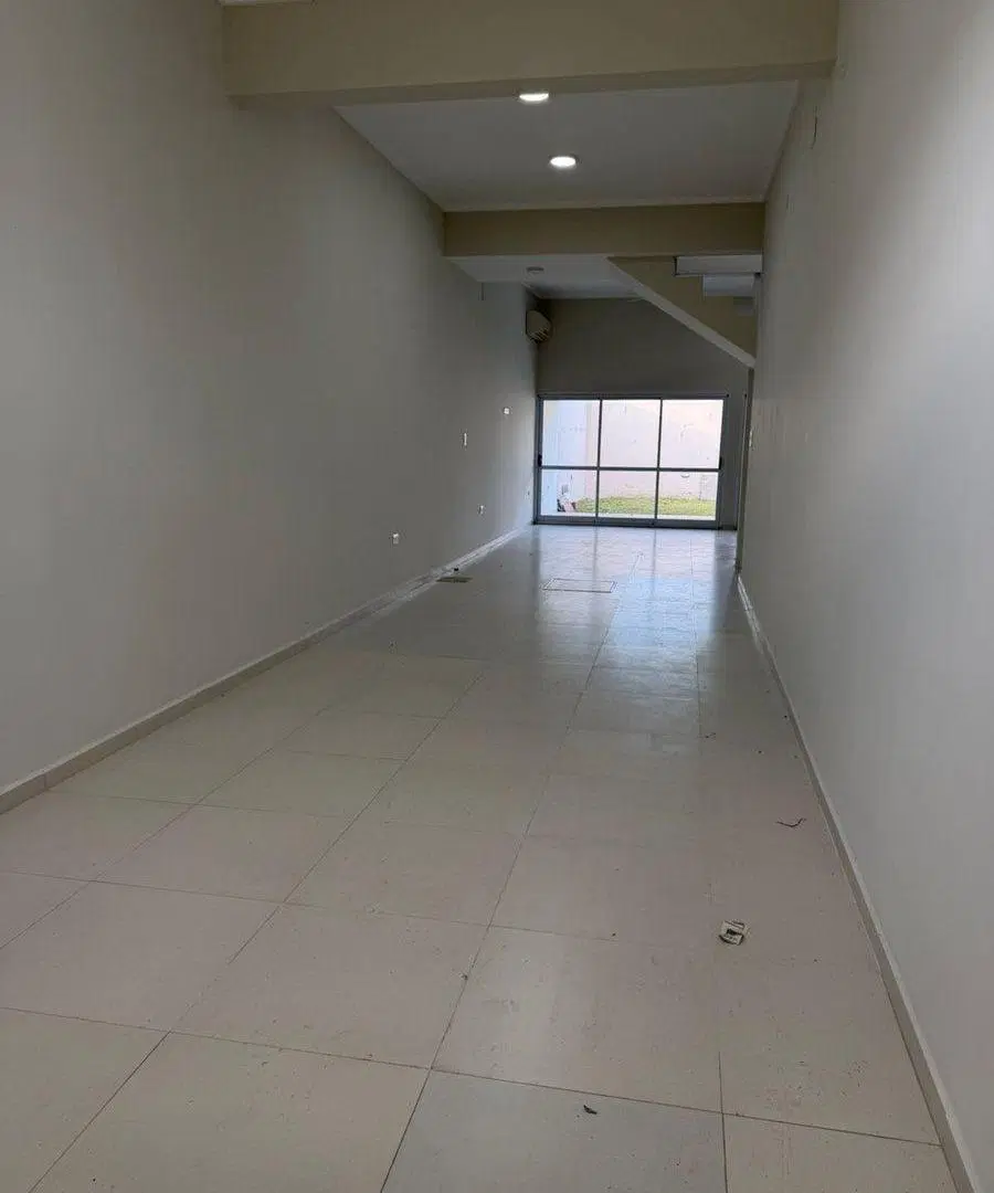 Se Alquila Casa en Avellaneda Santa Fe 5