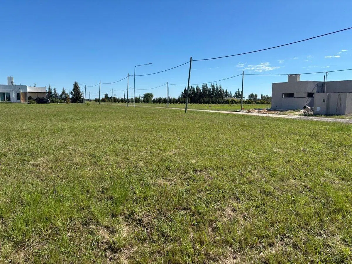 Se VENDE lote en Avellaneda 3