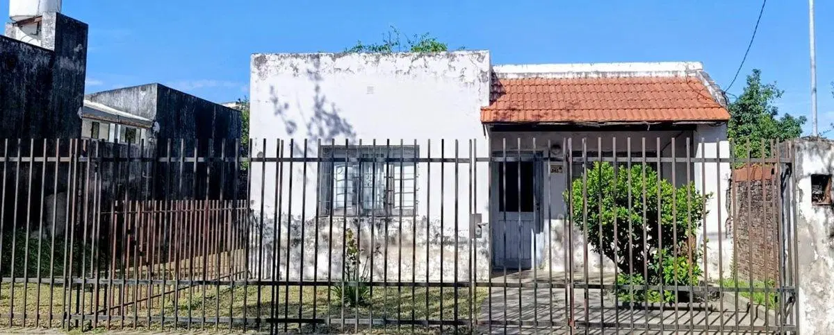 Casa en Mitre, Barrio Parque Reconquista 4