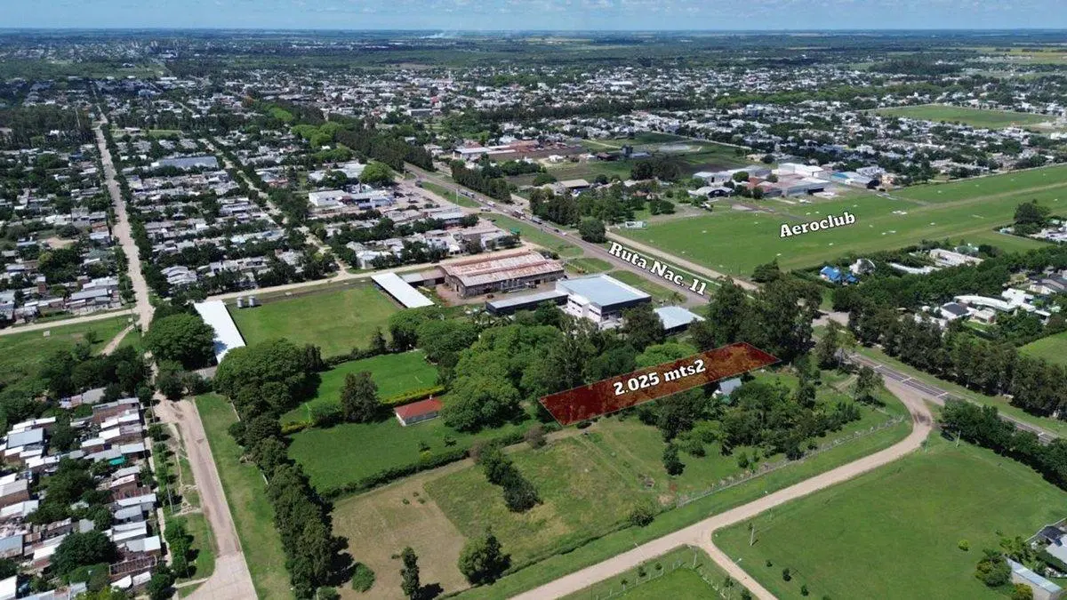 Amplio lote en VENTA sobre Ruta Nac. 11 Avda. S.F 2
