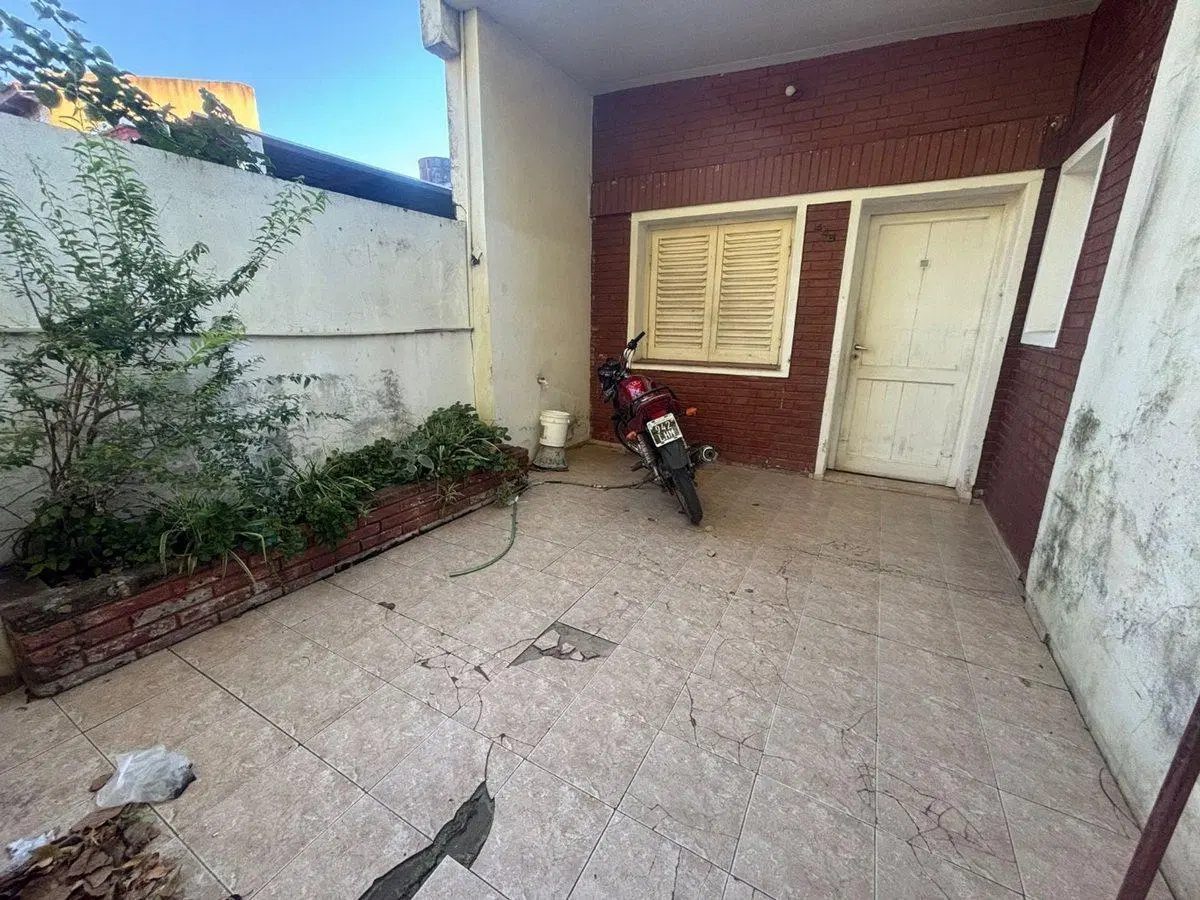Casa en Barrio Moreno en venta 4