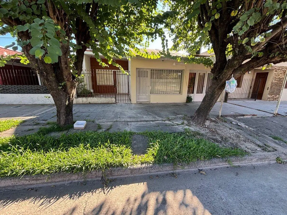 Casa en Barrio Moreno en venta 3