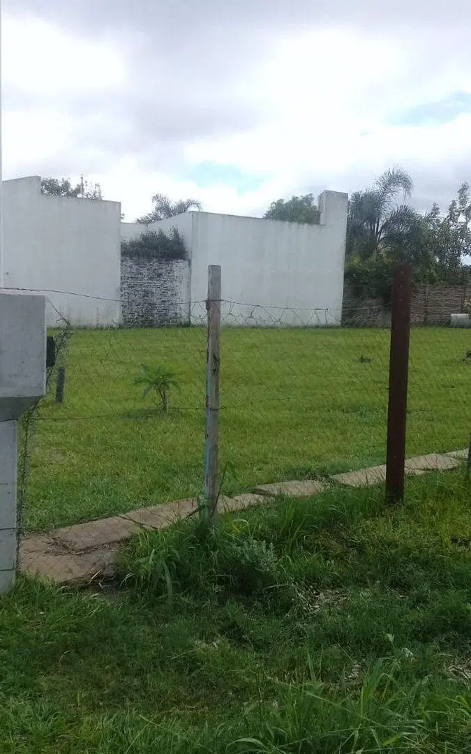 Terreno con Casa en construcción al 60%! 4