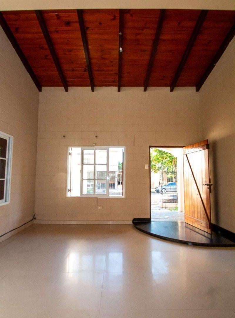 Casa en alquiler Barrio Sarmiento