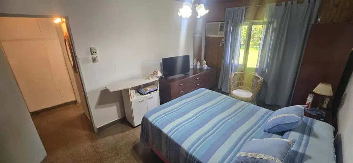 Se vende propiedad con doble potencial de alquiler 5