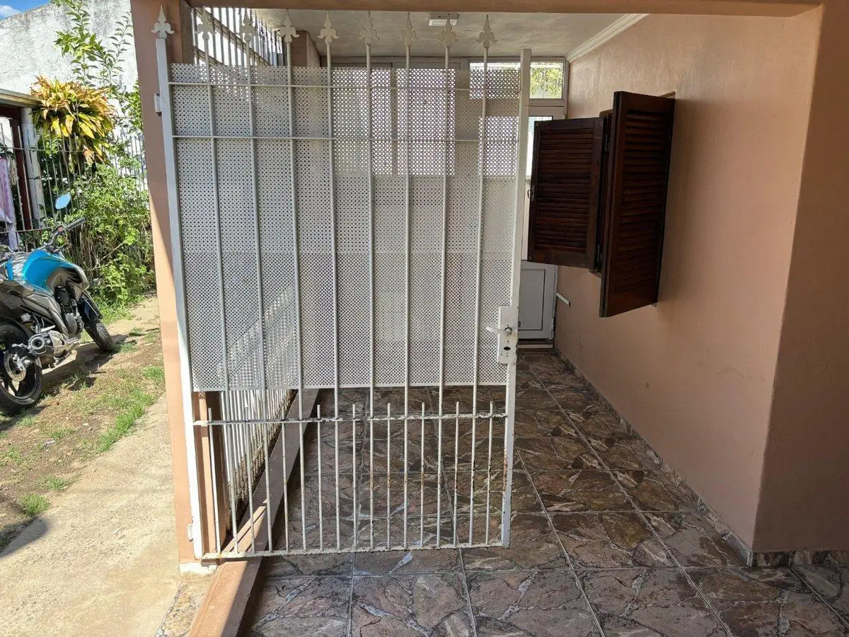 Casa interna en Barrio Chapero Reconquista. 2