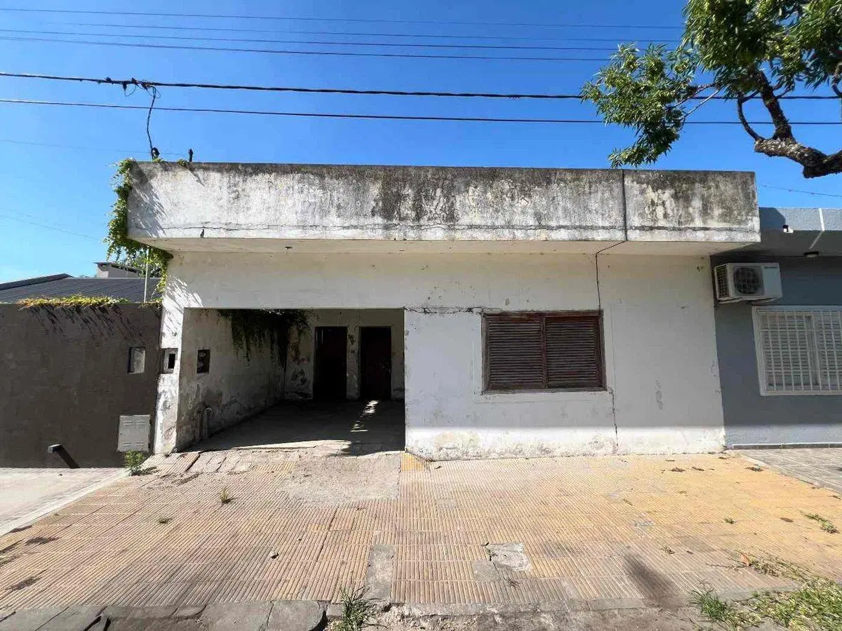 Casa en venta en Avellaneda a refaccionar 5