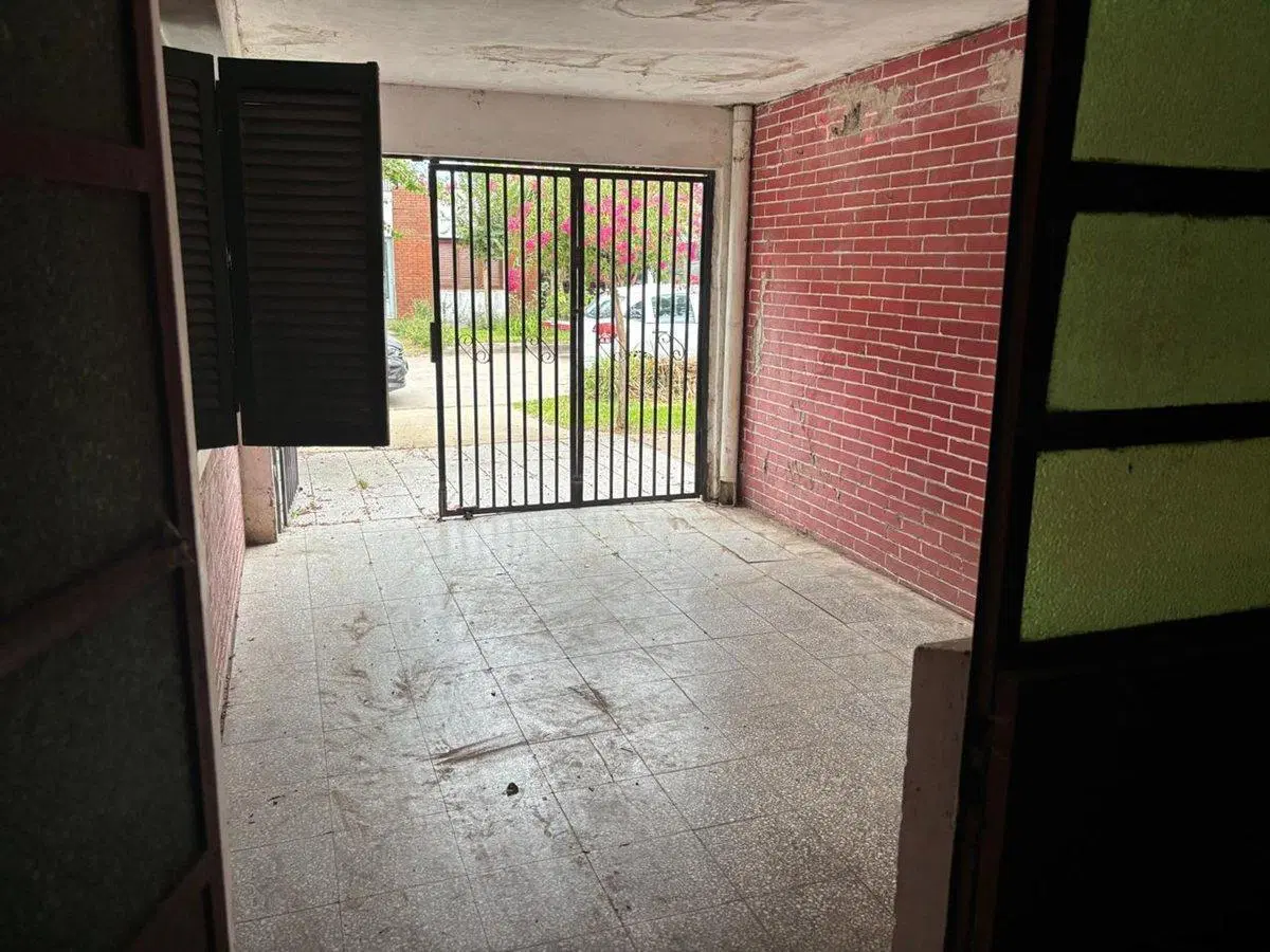 Se VENDE casa en Reconquista 3