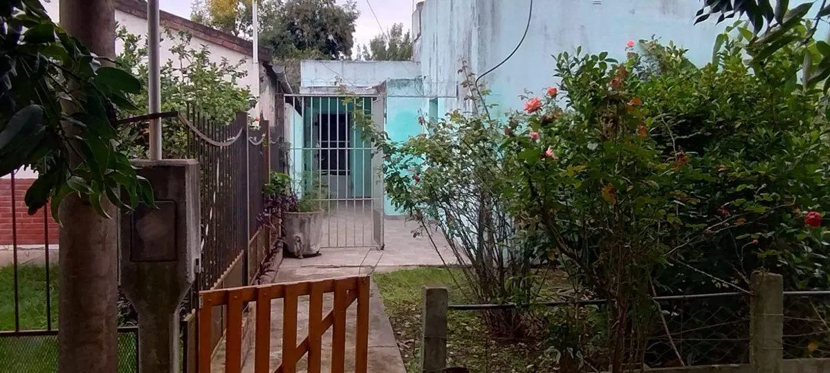 Se vende Casa en Alejandra-zona centro 2