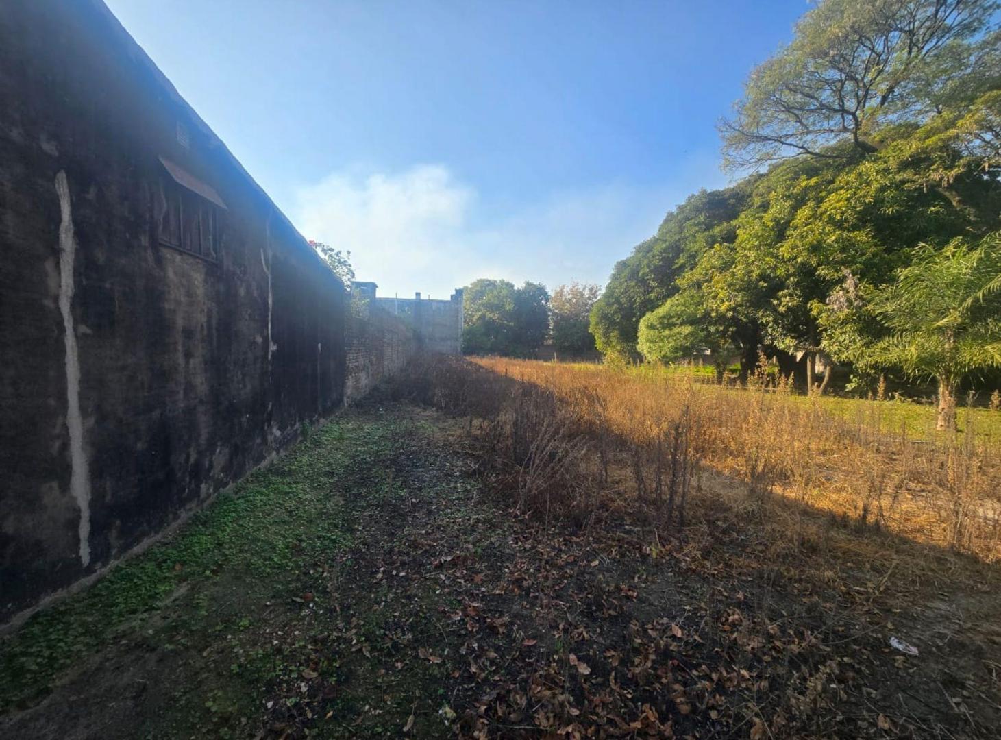 Se vende lote en Avellaneda