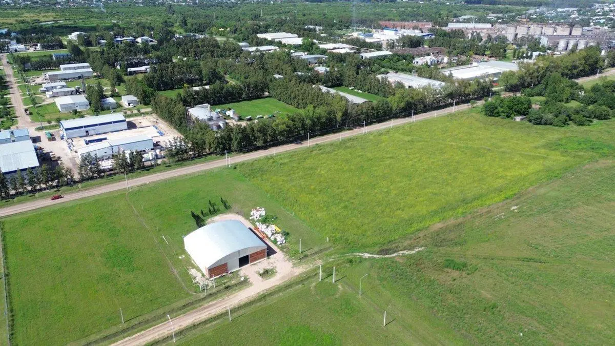 Venta de Lote  industrial y logístico. Avda 5