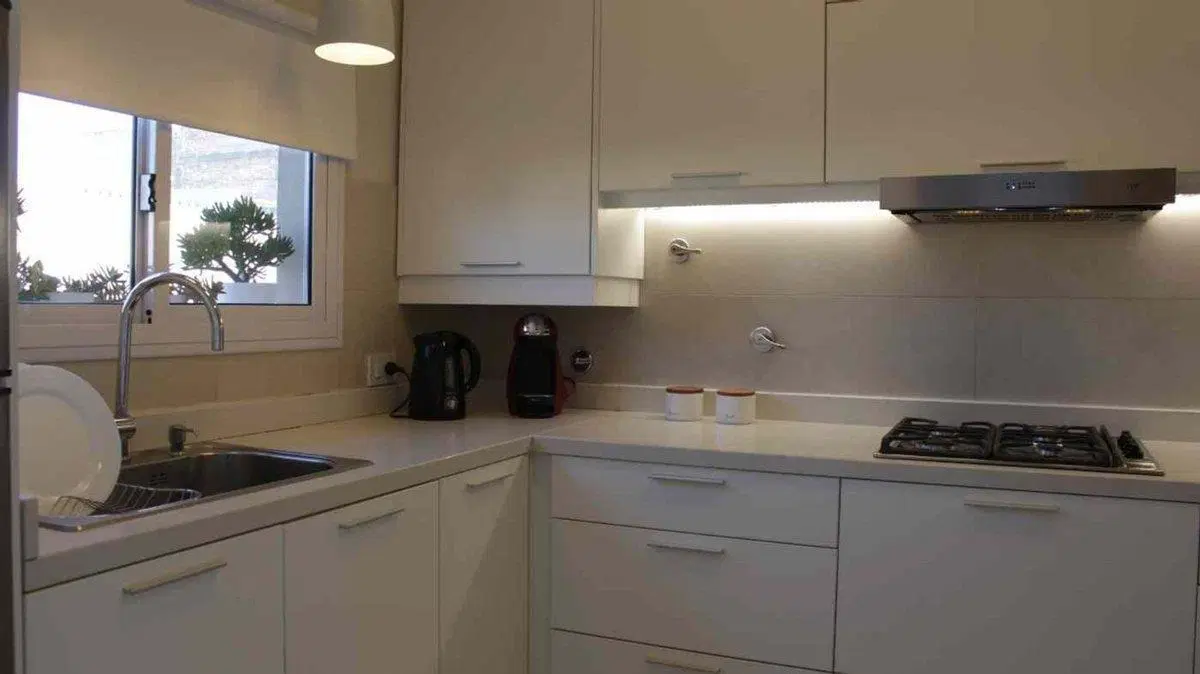 SE VENDE CASA EN BARRIO MARTELOSSI 2