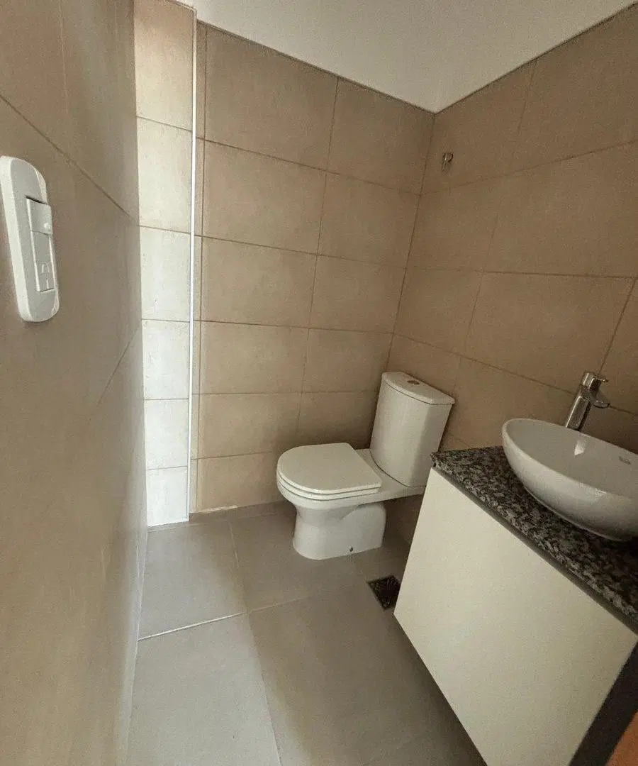 Departamento de 2 Dormitorios Avi Newbery 2