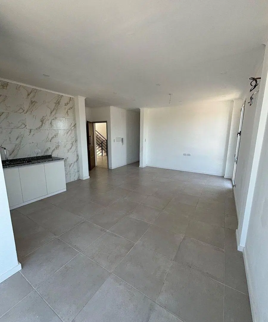 Departamento de 2 Dormitorios Avi Newbery 4