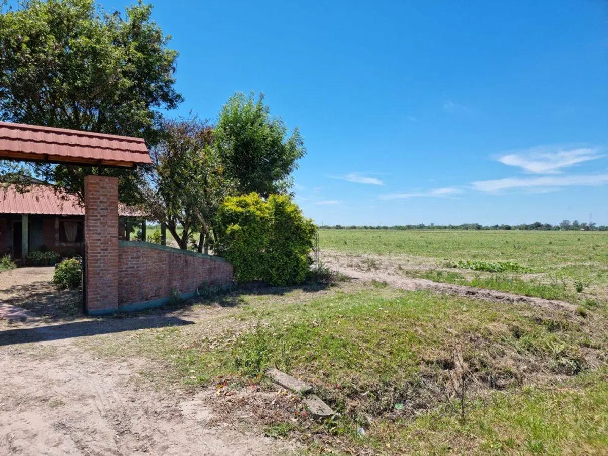 Campo EN VENTA  sobre Ruta Nac. 11 5
