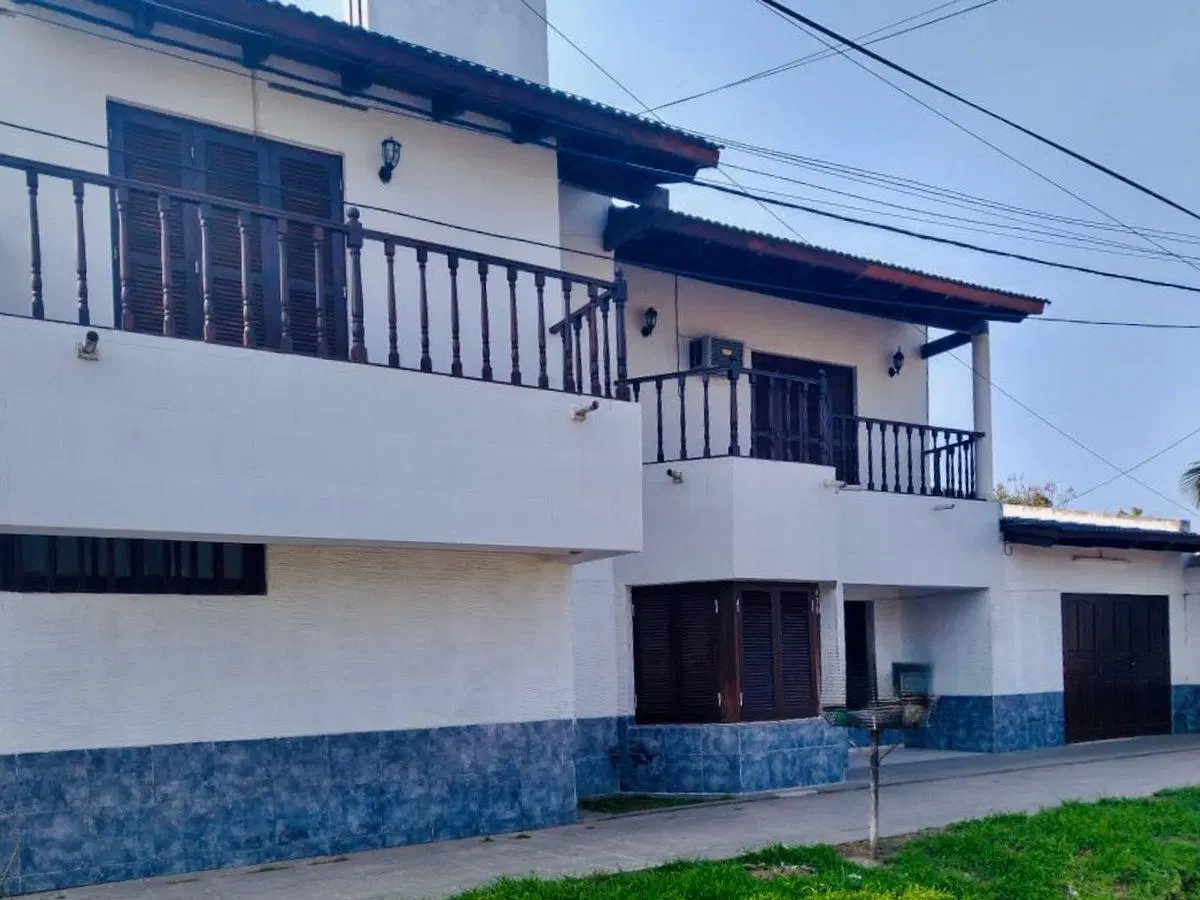 Casa en venta de 2 pisos, Barrio Carmen Luisa RQTA 2