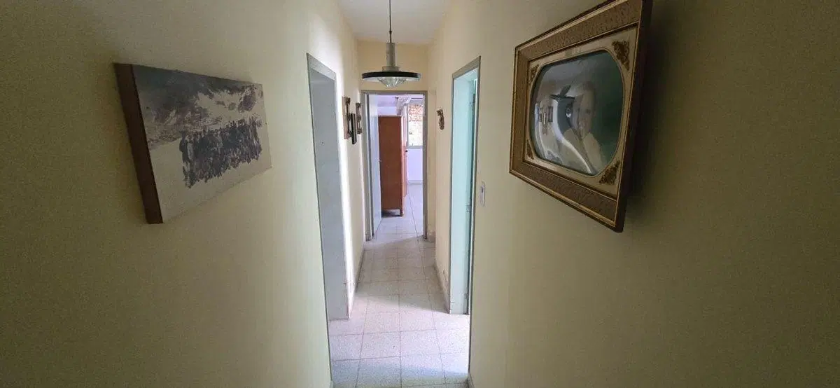 Se vende casa con pileta en Avellaneda 5
