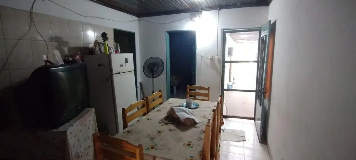 Se vende casa con terreno-Centro-Villa Ocampo 4