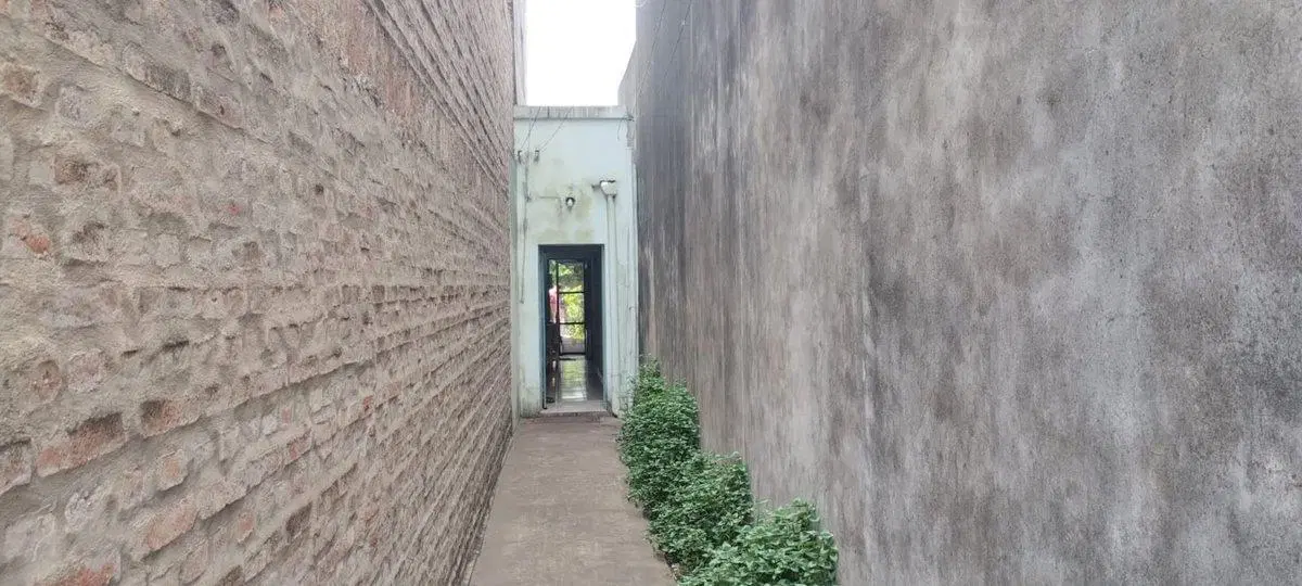 Se vende casa con terreno-Centro-Villa Ocampo 3