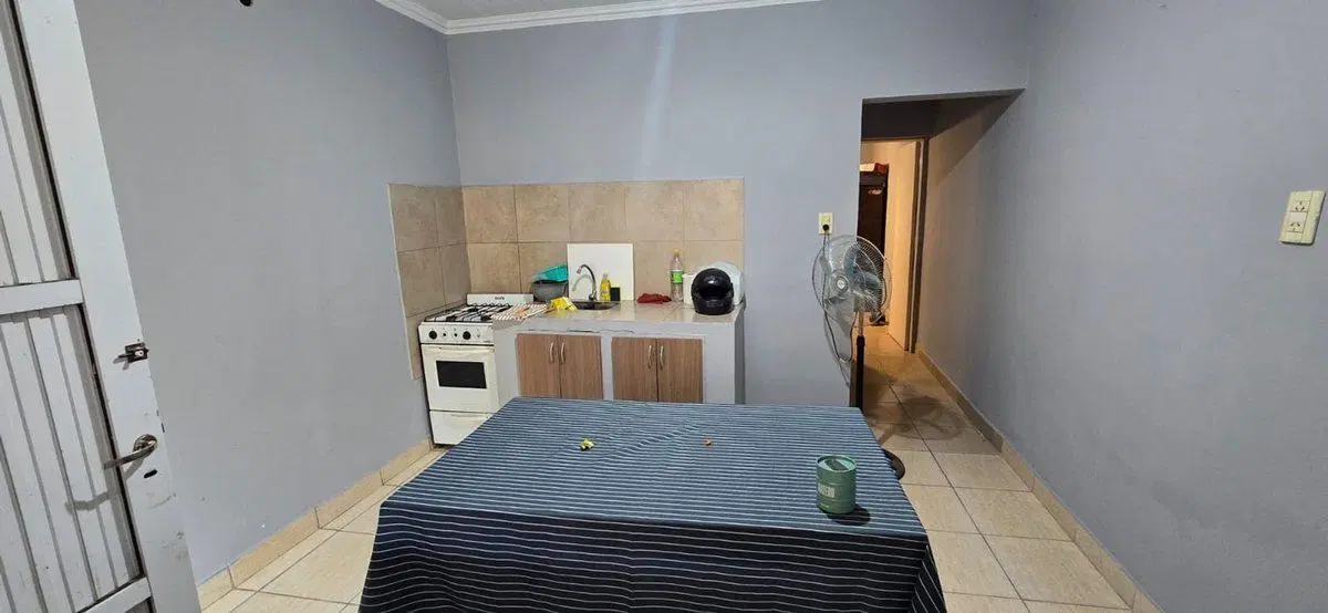 Complejo de departamentos con potencial ampliación 4