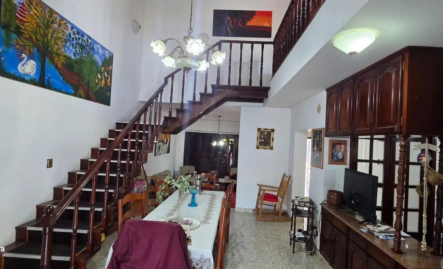 Se vende casa con pileta 5