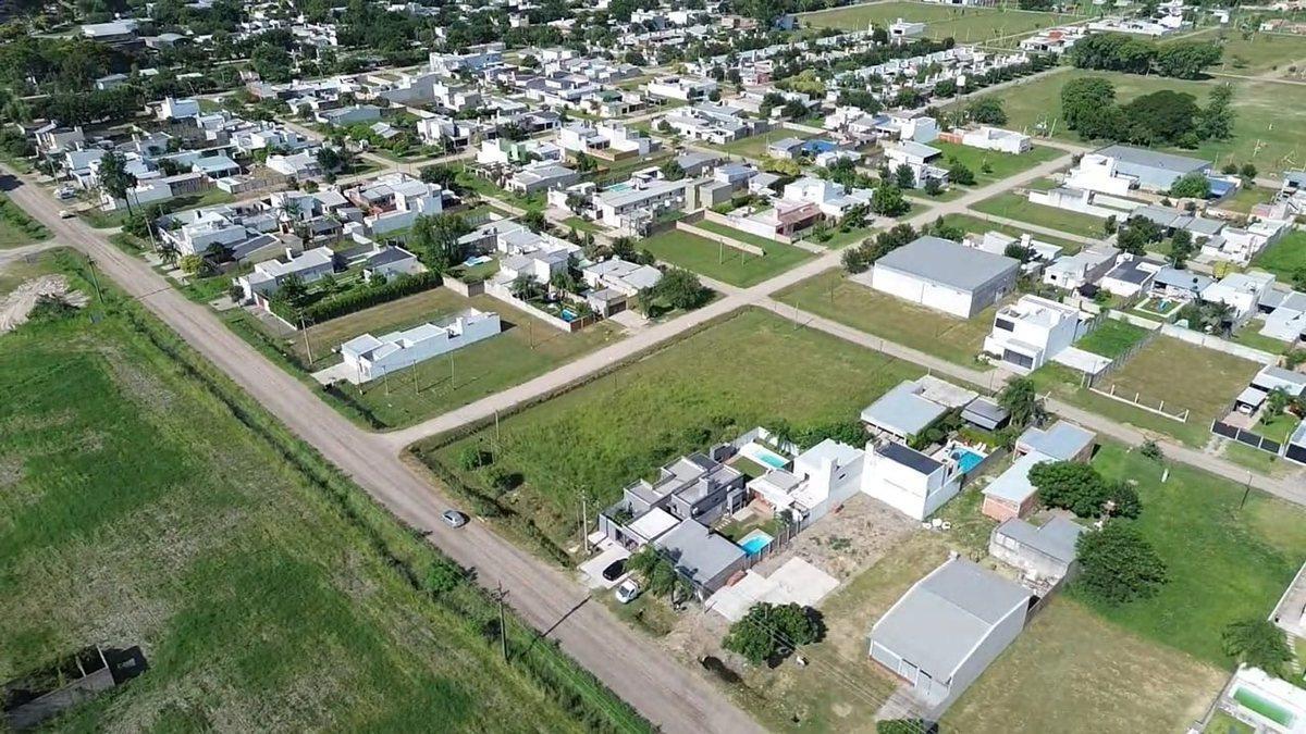 SE VENDE TERRENO FINANCIADO EN BARRIO MARTELOSSI