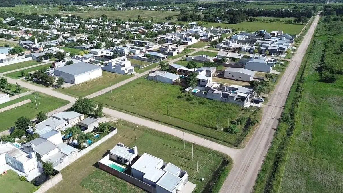 SE VENDE TERRENO FINANCIADO EN BARRIO MARTELOSSI 2