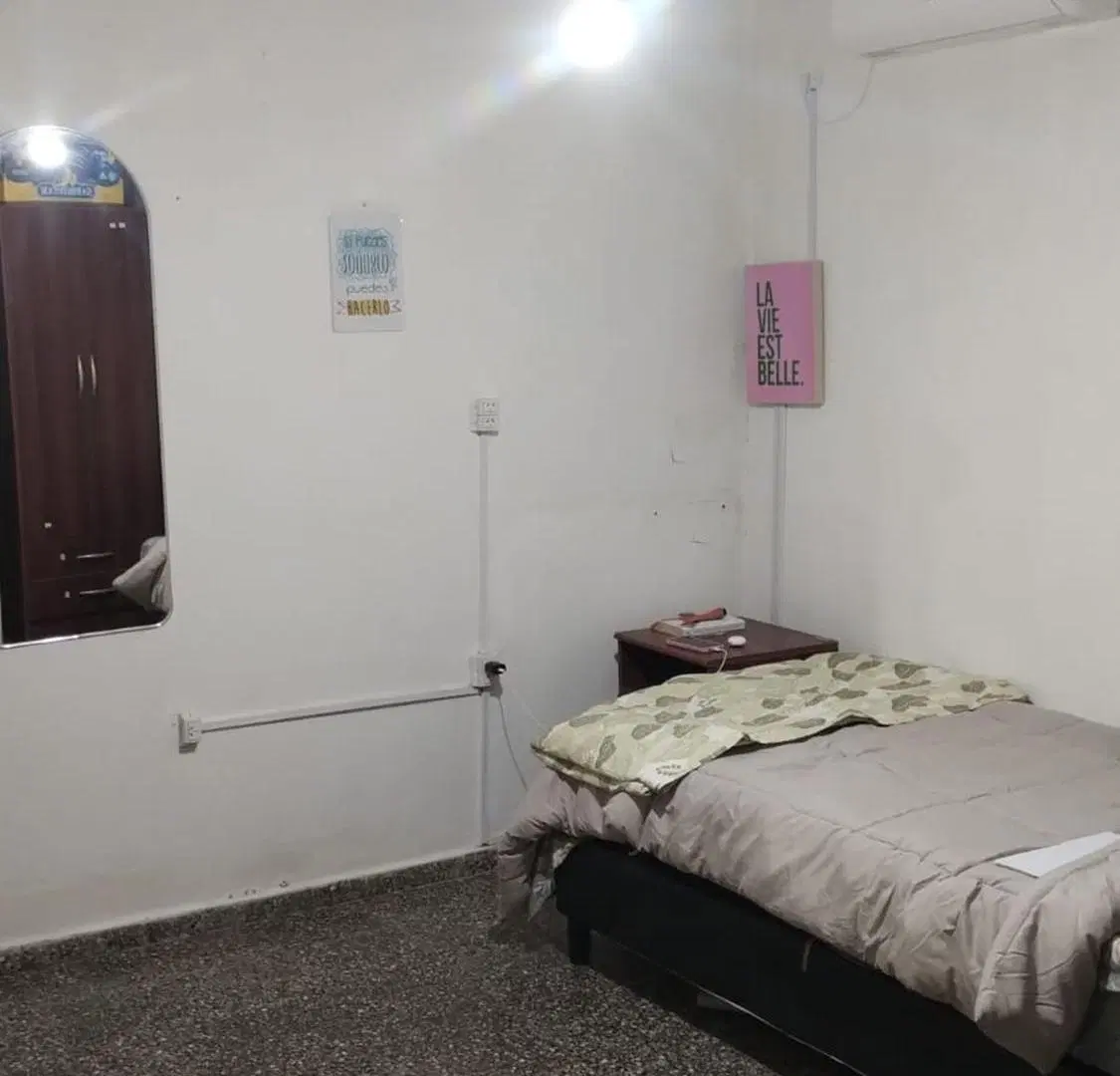 SE VENDE CASA EN RECONQUISTA SANTA FE 5