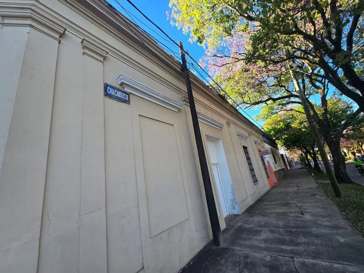 Se vende Propiedad en esquina 5
