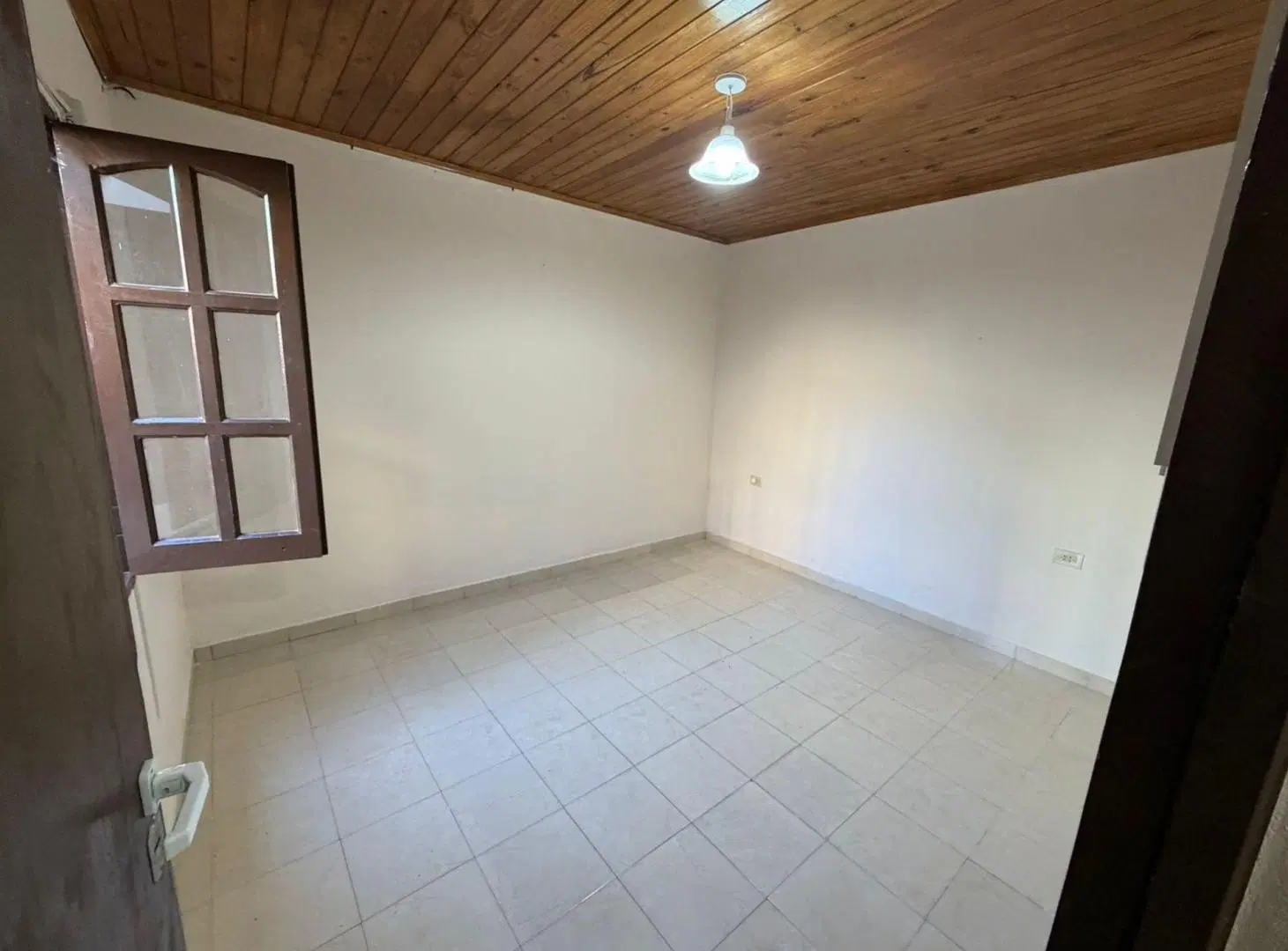 Se alquila departamento en Barrio Chapero Rqta. 5