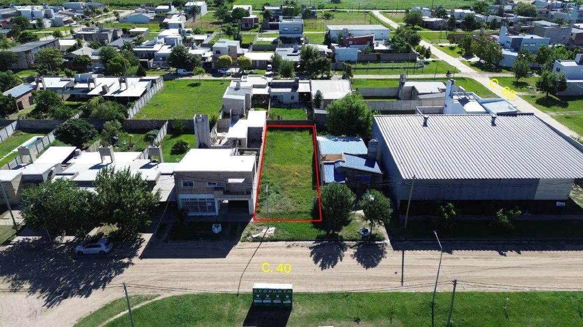 Se vende terreno en Barrio Martelossi 4