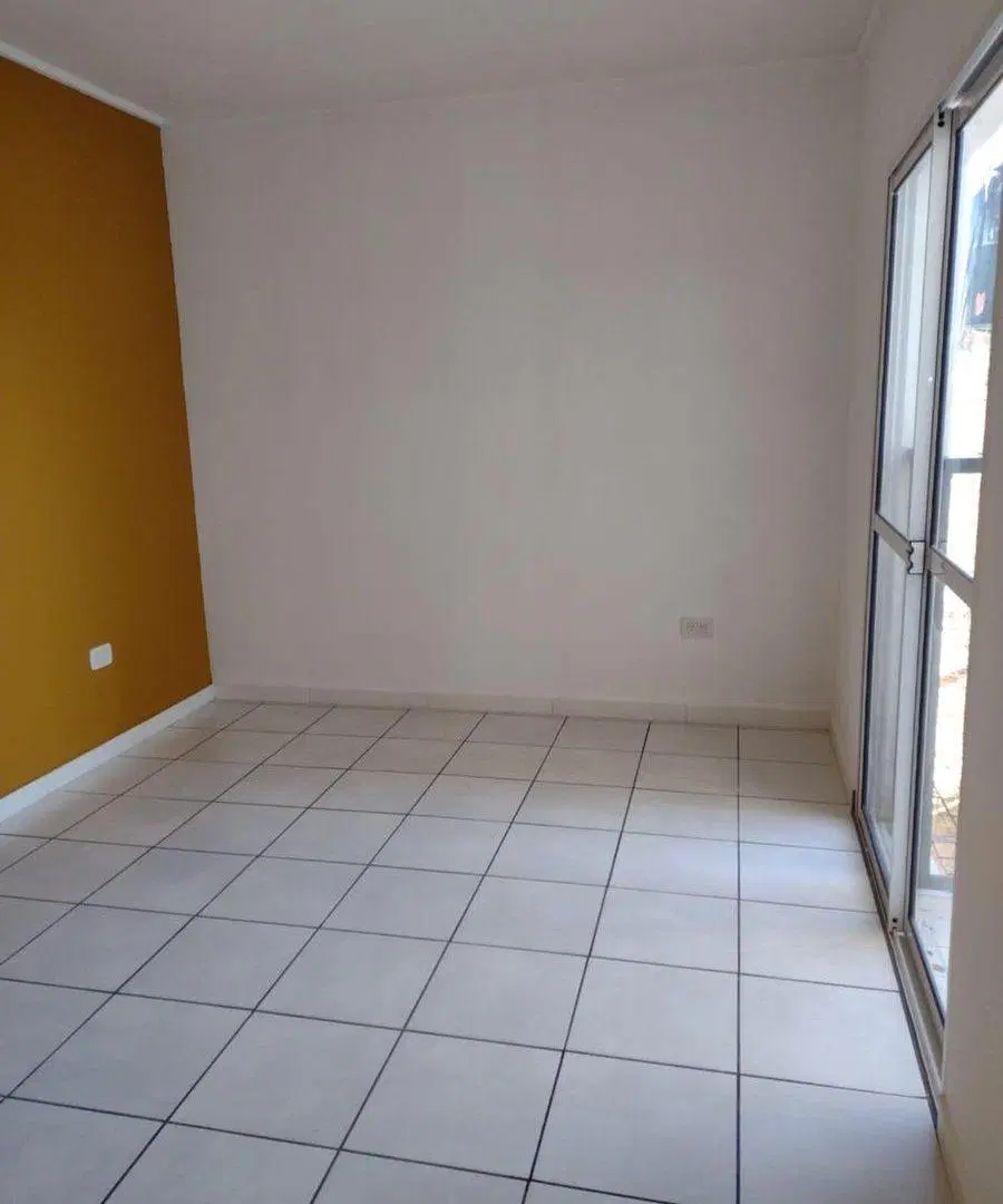 Dpto en Venta ituzaingo 1616 planta alta. 2