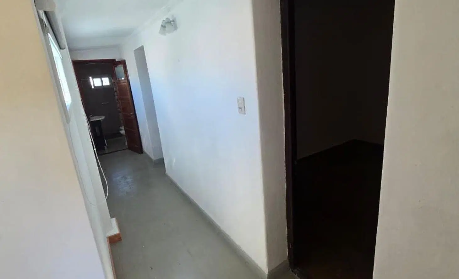 Se alquila dúplex 2 habitaciones 4