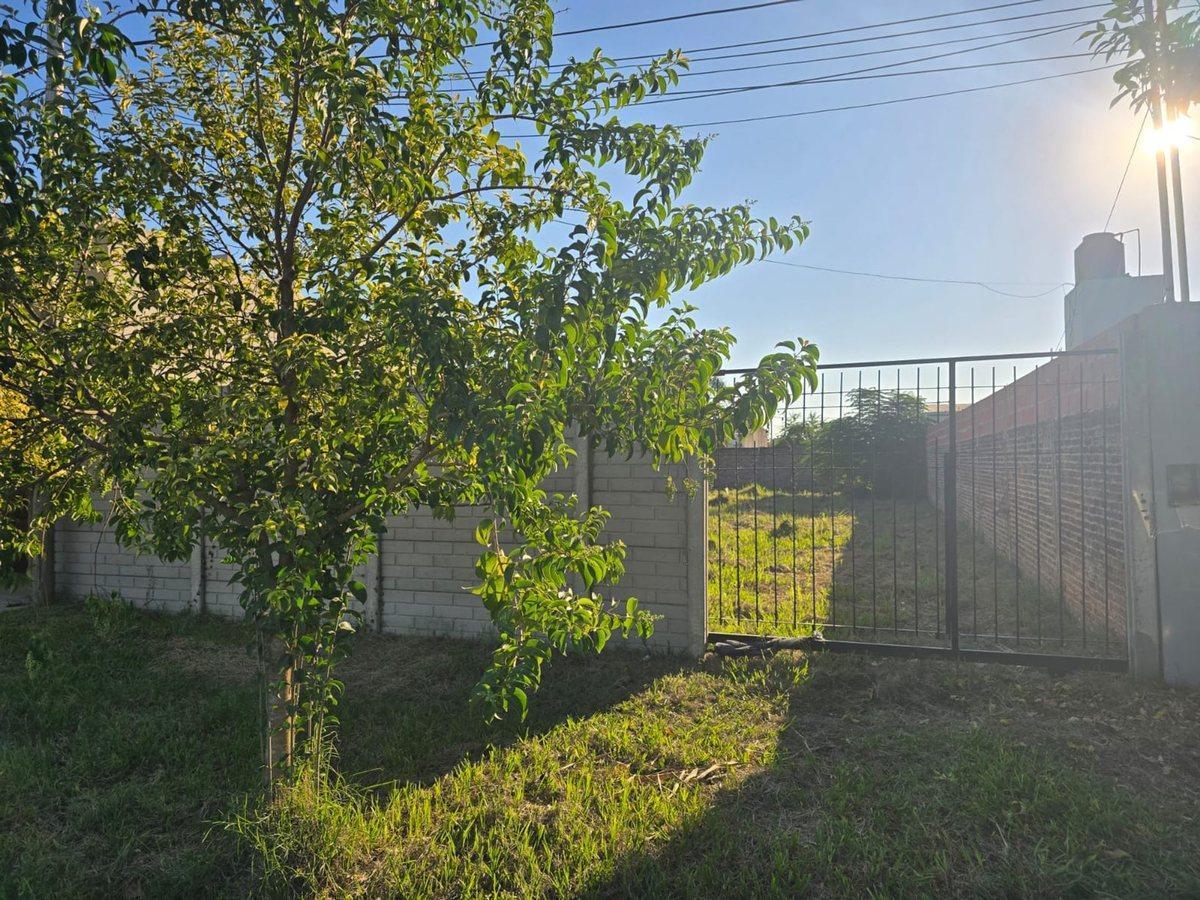 Se Vende Lote en Pasaje LOS AMIGOS