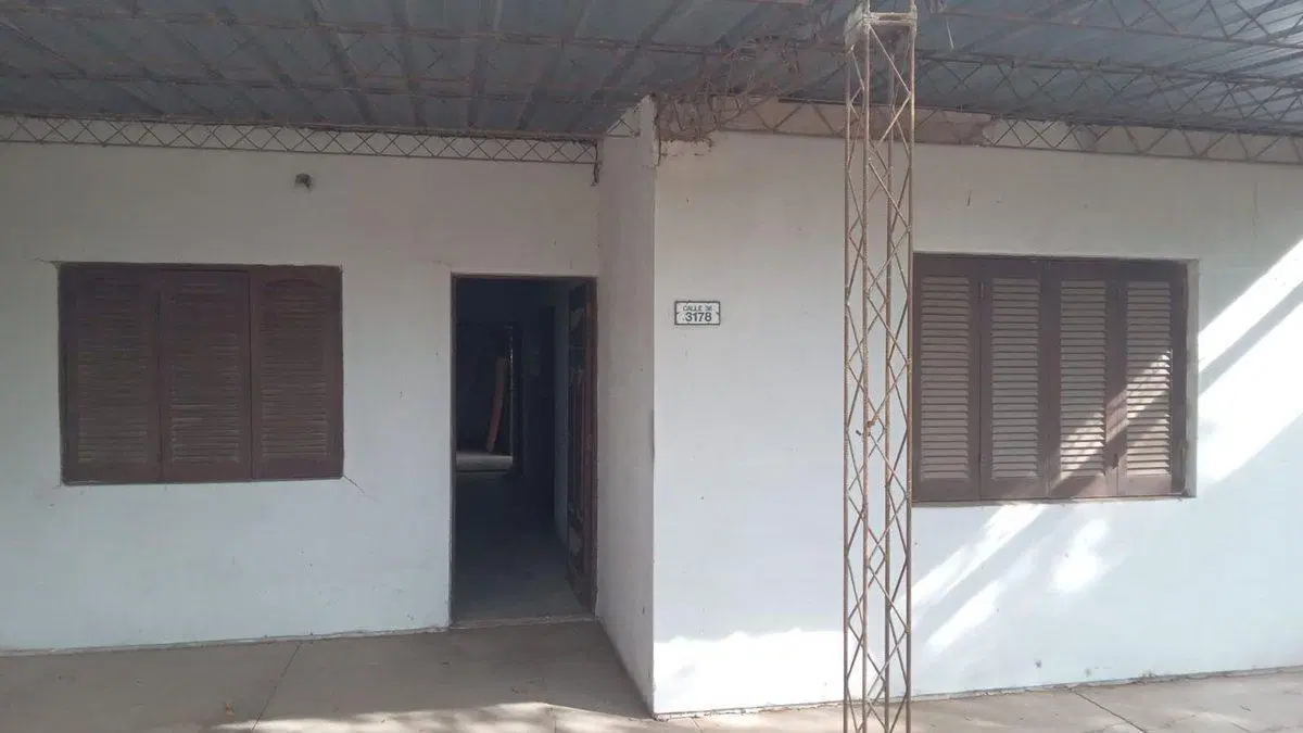 SE VENDE CASA EN RECONQUISTA, Bº LAS FLORES 3