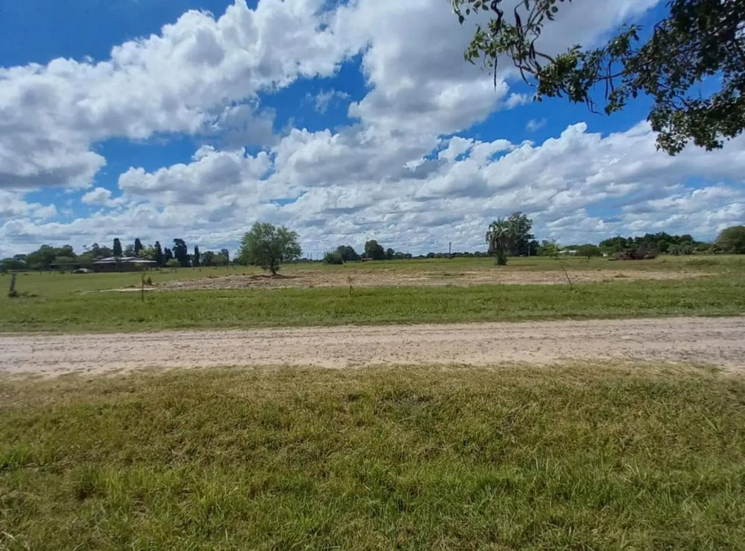 SE VENDE TERRENO EN BERNA SANTA FE 3