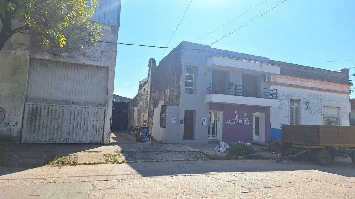 SE VENDE GALPON SOBRE CALLE ITURRASPE 5
