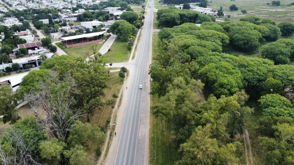 Terreno comercial sobre Ruta 11 4