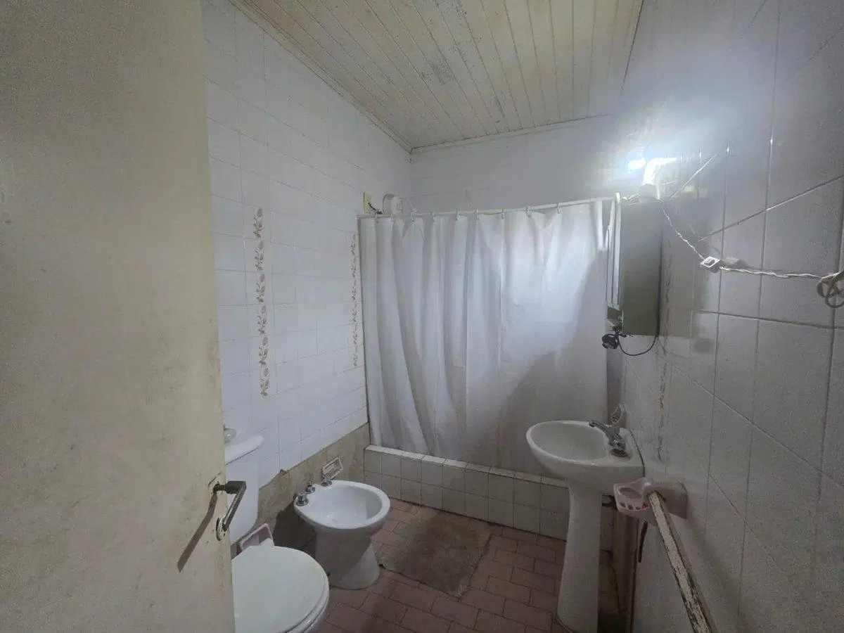 Se vende Casa/galpón/salón 5