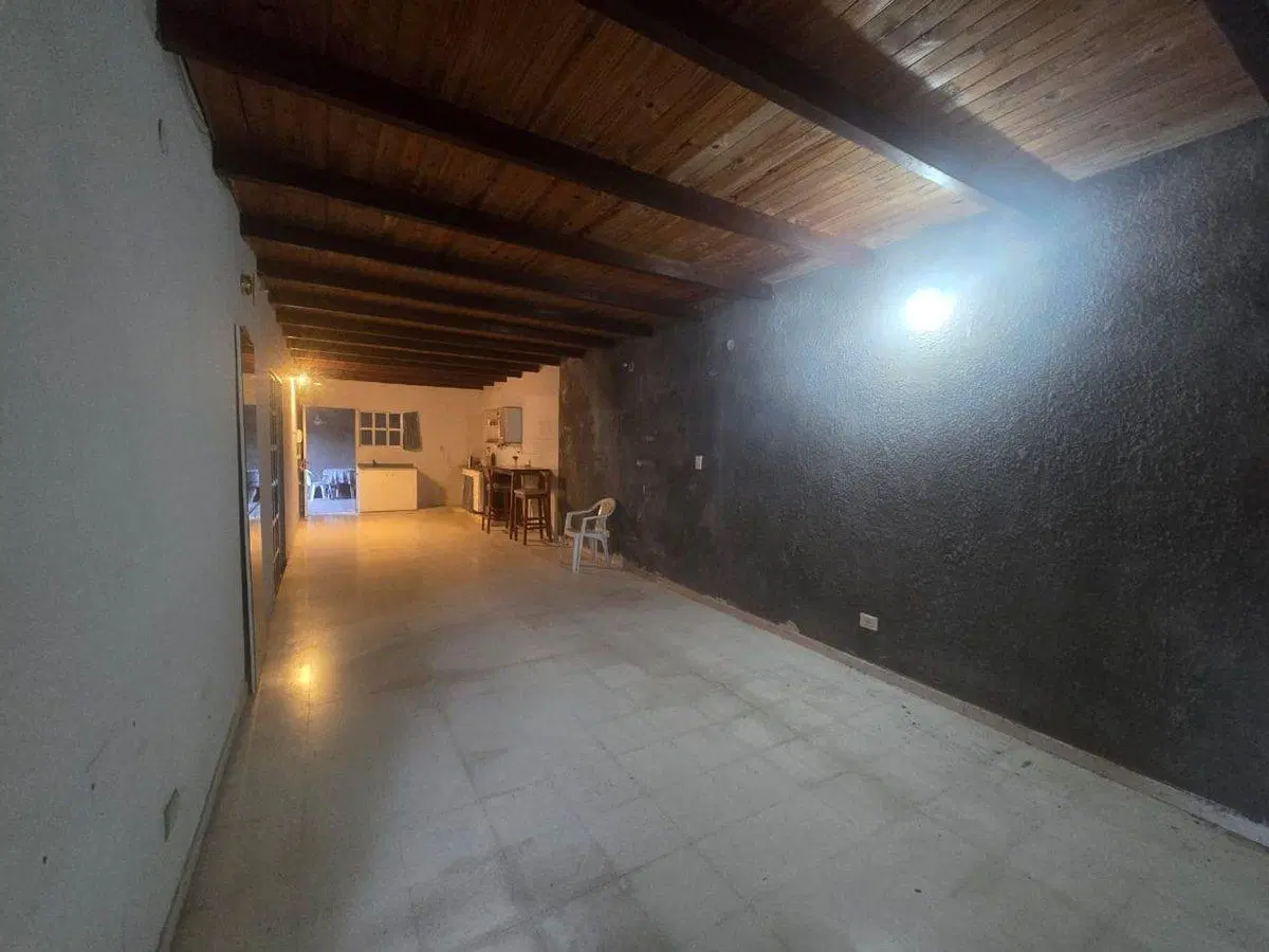 Se vende Casa/galpón/salón 3