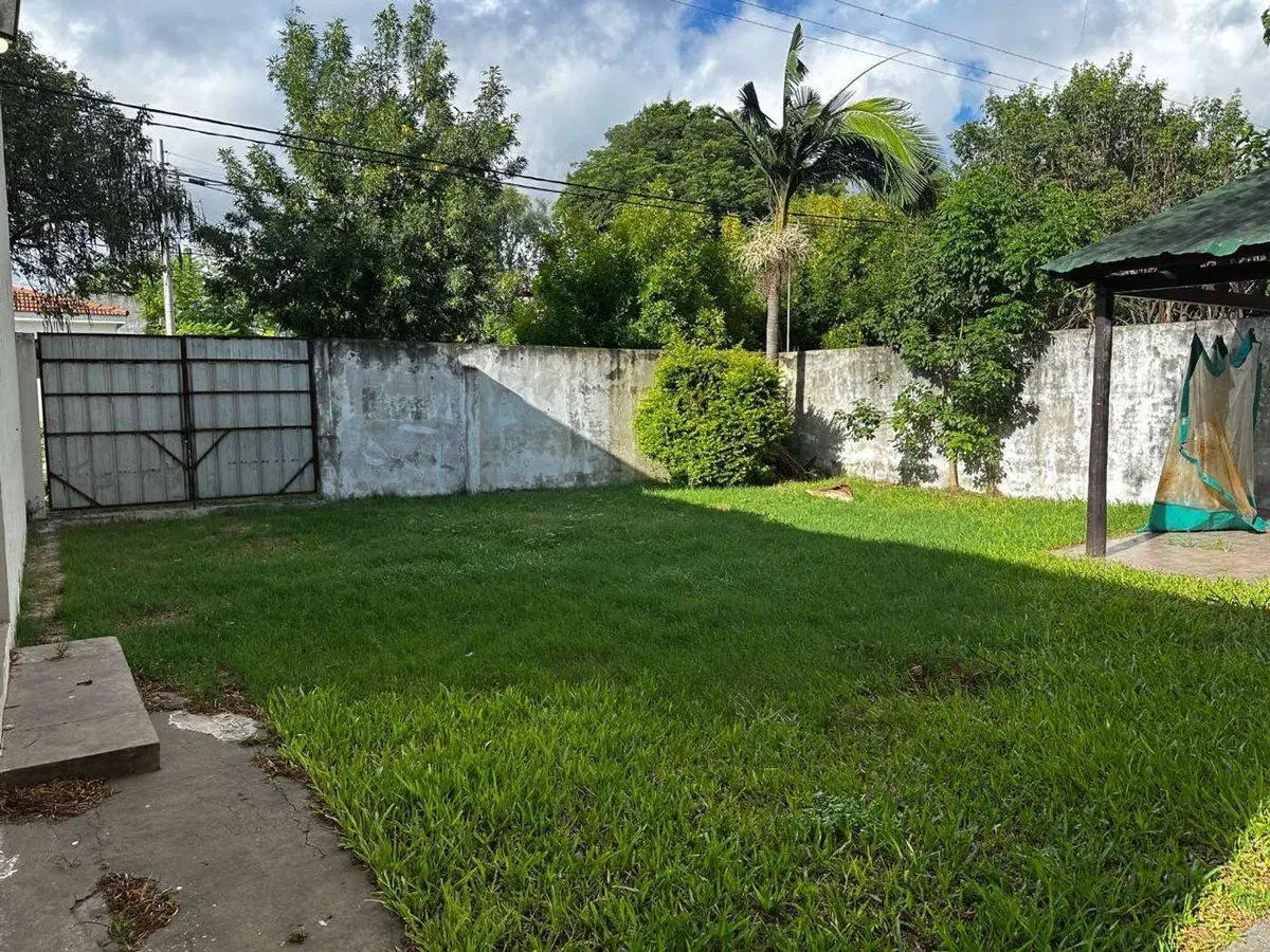 Casa a refaccionar en Venta en Reconquista 3