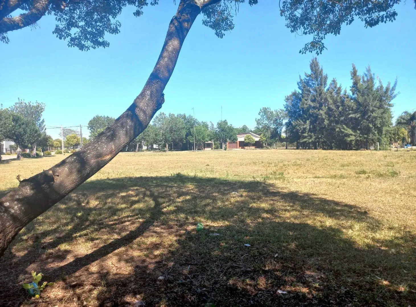 Se VENDE terreno en el centro de Las Garzas 2