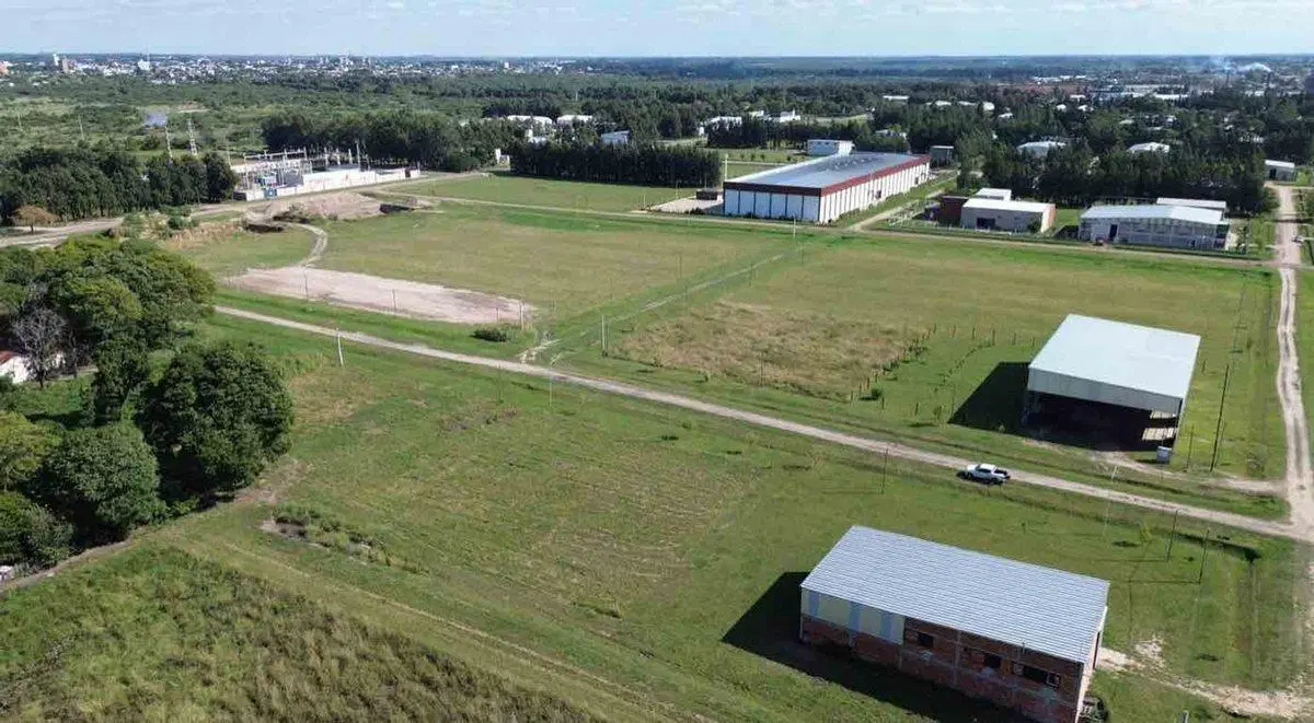 TERRENO de gran superficie Parque Industrial AVDA 5