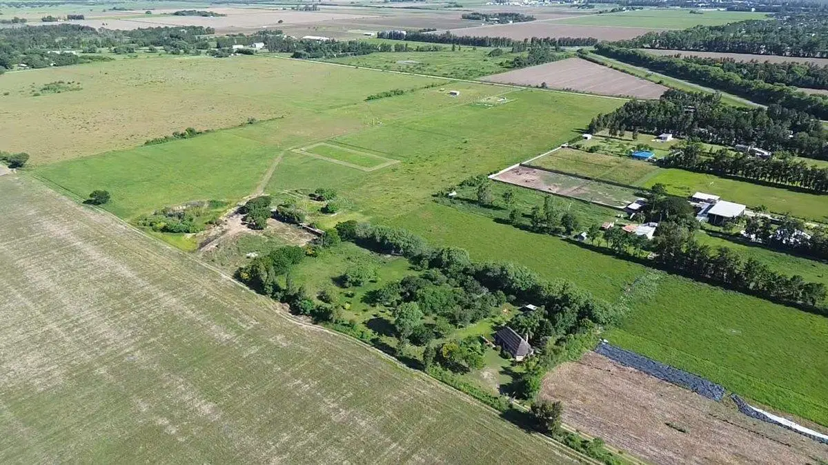 Se vende lote en zona rural de Avellaneda 8