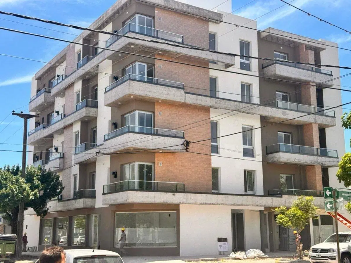 Departamento de 2 Dormitorios Avi Newbery 8